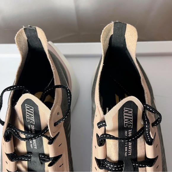 Nike Zoom Gravity Men’s 12 BQ3203-006 Pink Black Running Shoes Lightweight Clean - Picture 5 of 14